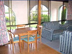 Del Costa Holiday Villas - Accommodation Adelaide 1