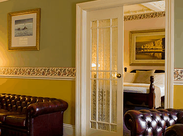 Hadleys Hotel - Accommodation Adelaide 1