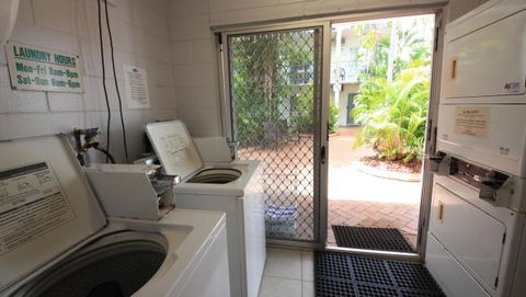 Coconut Grove Holiday Apartments - Accommodation Adelaide 3