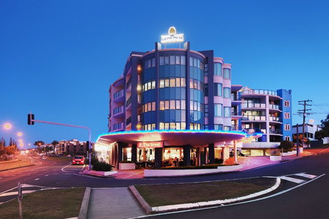 Grand Palais Beachside Resort - Accommodation Adelaide 0