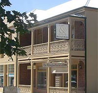 Cobb  Co Court Boutique Hotel - Accommodation Adelaide