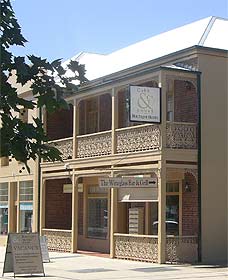 Cobb & Co Court Boutique Hotel - Accommodation Adelaide 0