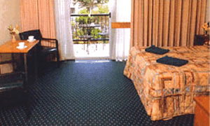 Tudor Inn Motel - Accommodation Adelaide 2