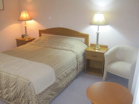 Tarcutta NSW Accommodation Adelaide