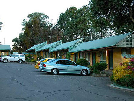 Tarcutta Halfway Motor Inn - Accommodation Adelaide 2