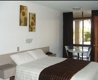 The Edge Hotel - Accommodation Adelaide 0