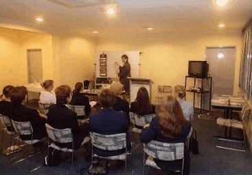 The Lighthouse Hotel - Accommodation Adelaide 3