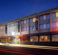 Sandors On The Park - Accommodation Adelaide