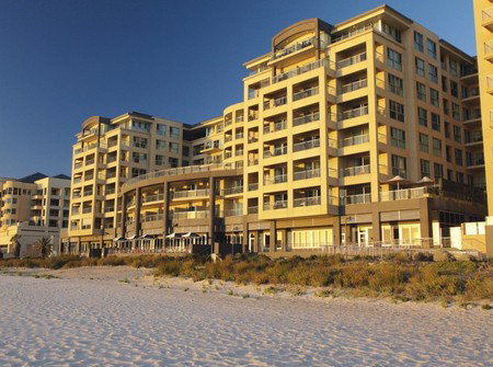 Oaks Plaza Pier - Accommodation Adelaide 1