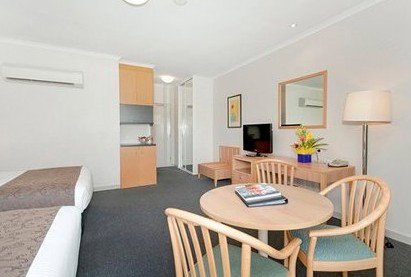 Quality Hotel Woden - Accommodation Adelaide 1