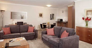 Ringwood Royale Apartment Hotel - Accommodation Adelaide 0