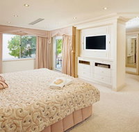 The Peninsula - Accommodation Adelaide