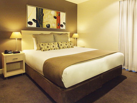 Oaks Plaza Pier - Accommodation Adelaide 3