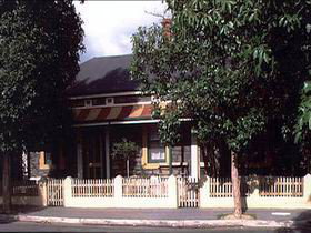 Sparrow Cottage - Accommodation Adelaide 0