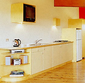Hilltop Studios - Accommodation Adelaide 0