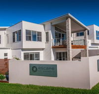 Escape at Nobbys - Accommodation Adelaide