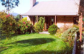 Canowindra Cottage - Accommodation Adelaide 0