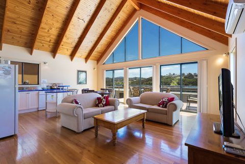 Eden Holiday Rentals - Accommodation Adelaide 4