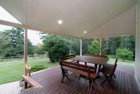 Fernridge Farm Cottage - Accommodation Adelaide 4
