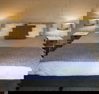 Platypus Playground Riverside Cottage - Accommodation Adelaide