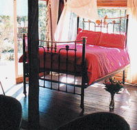 Lazy Curl - Accommodation Adelaide