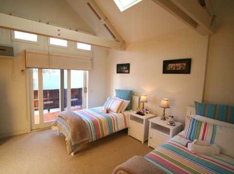 On Great Ocean Road - Accommodation Adelaide 1