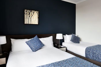 175 (formerly Wesley Lodge) - Accommodation Adelaide 8