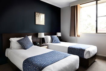 175 (formerly Wesley Lodge) - Accommodation Adelaide 11