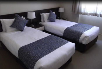 175 (formerly Wesley Lodge) - Accommodation Adelaide 16