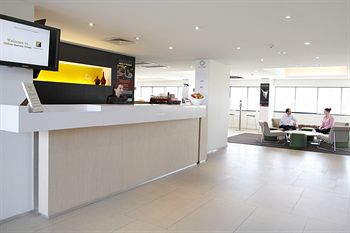 Alpha Hotel Eastern Creek - Accommodation Adelaide 3