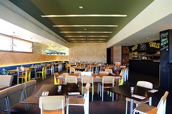 Alpha Hotel Eastern Creek - Accommodation Adelaide 9