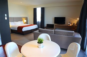 Alpha Hotel Eastern Creek - Accommodation Adelaide 16