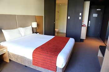 Alpha Hotel Eastern Creek - Accommodation Adelaide 21