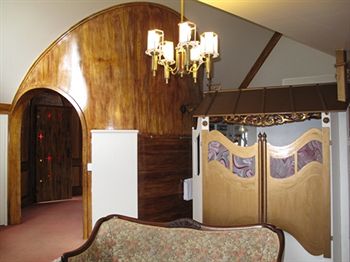 A Camelot Tower & Penthouse - Accommodation Adelaide 12