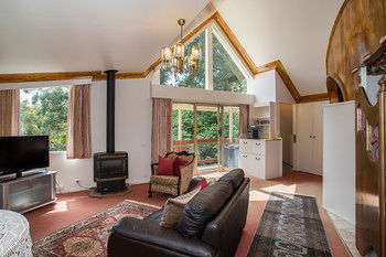 A Camelot Tower & Penthouse - Accommodation Adelaide 45