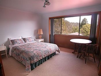 A Camelot Tower & Penthouse - Accommodation Adelaide 4
