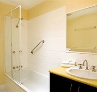 Beach Breakers Resort - Accommodation Adelaide