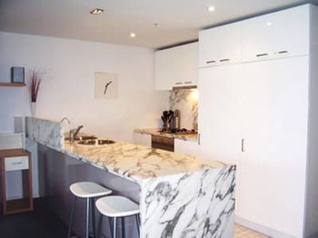 Docklands Executive Apartments - Accommodation Adelaide 13