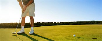 The Huskisson - Accommodation Adelaide 4