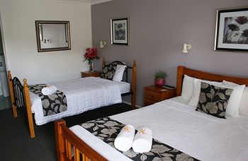 Riverside Motel - Accommodation Adelaide 1