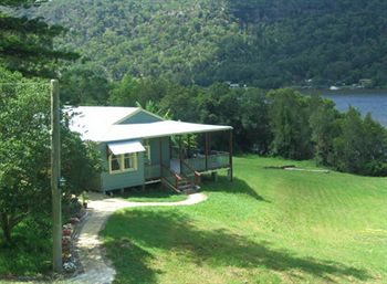 Singletons Retreat - Accommodation Adelaide 4