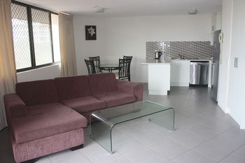 Mylos Apartments - Accommodation Adelaide 8