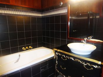 Casuarina Estate - Accommodation Adelaide 0