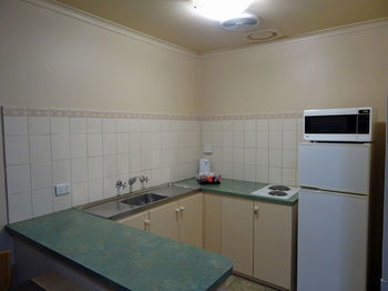 Best Western Fawkner Suites & Serviced Apartments - Accommodation Adelaide 8