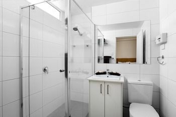 Best Western Fawkner Suites & Serviced Apartments - Accommodation Adelaide 45