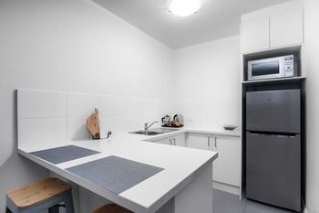 Best Western Fawkner Suites & Serviced Apartments - Accommodation Adelaide 49