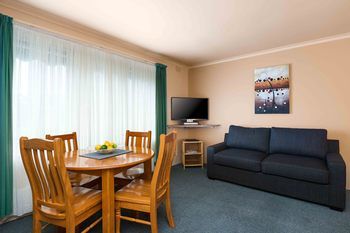 Best Western Fawkner Suites & Serviced Apartments - Accommodation Adelaide 55