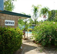 Palm Court Budget Motel Hostel/Backpackers - Accommodation Adelaide