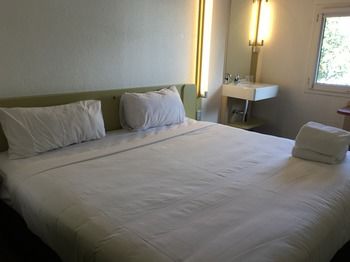 Ibis Budget St Peters - Accommodation Adelaide 1