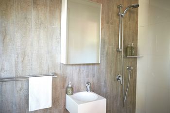 Bondi Beach House - Accommodation Adelaide 10
